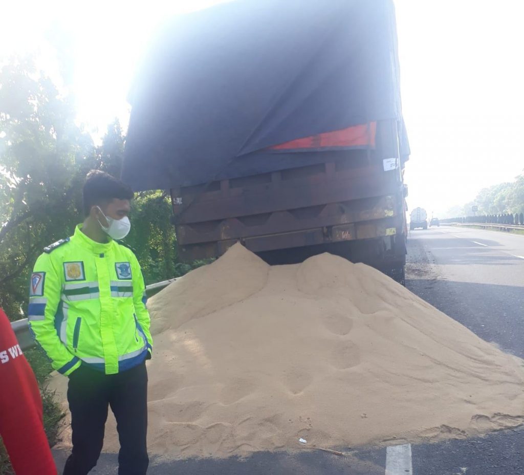 kecelakaan diruas jalur Tol