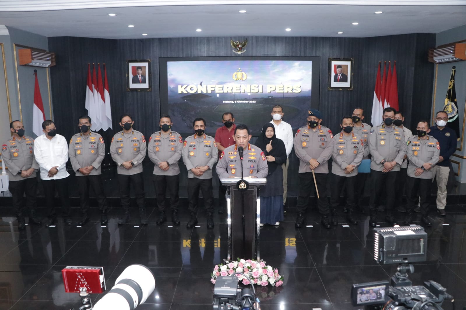 Ada enam tersangka