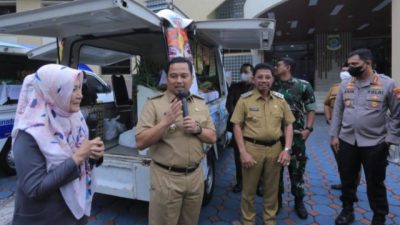 Mobil si Jampang