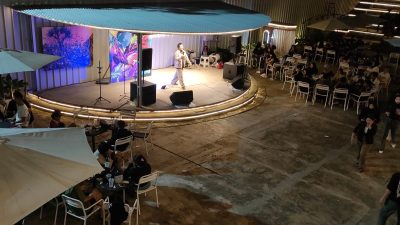 Rayakan kreativitas dan kebersamaan di Art & Bless Ramadan Fest 2025, 14-16 Maret di Tangerang. Nikmati seni dan berbagi kebaikan!