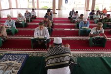 Rutan Kelas I Tangerang laksanakan program One Day One Juz selama Ramadhan, tingkatkan spiritualitas warga binaan.