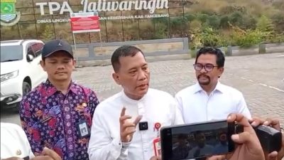 Transformasi TPA Jati Waringin dari open dumping ke sistem sanitasi ramah lingkungan oleh Pemkab Tangerang demi lingkungan bersih.