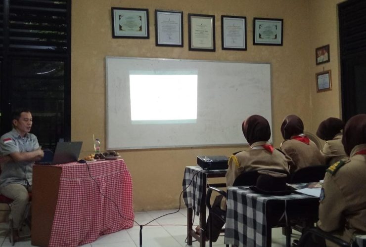Pelatihan jurnalistik Pramuka di Cisoka, tingkatkan keterampilan komunikasi dan pengetahuan di era digital untuk anggota Pramuka.