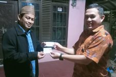 Pelayanan Adminduk di Kecamatan Kresek semakin mudah dan cepat! Warga sumringah dengan layanan KK, KTP, akta kelahiran, dan dokumen kependudukan lainnya