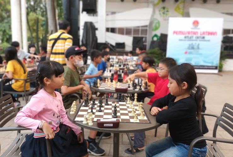Percasi Kabupaten Tangerang geber skill atlet catur untuk raih juara umum di Kejurprov Banten 2025. Siap berprestasi gemilang!