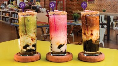 Rasakan promo Ice Coffee Selection di Fame Hotel Gading Serpong! Kopi latte dingin hanya Rp. 35.000, sempurna untuk bekerja dan bersantai.