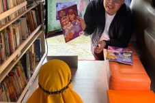 Abraham Garuda Laksono dorong literasi anak usia dini di SPS Melati Tangerang lewat program 3SP dan perpustakaan keliling.