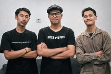 Lirik dan makna lagu “Kita Lawan Dunia” dari NRTG, single 2026 tentang perjuangan, kegagalan, dan semangat untuk terus bangkit.