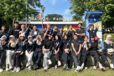 Antusias mahasiswa PPKn UPGRIS ikuti Sehat Bersama di CFD Simpang Lima Semarang untuk jaga kebugaran dan pererat kebersamaan.