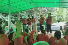 Ananta Wahana rayakan momen bahagia April dengan senam Zumba bersama warga, penuh keceriaan, kebersamaan, dan antusiasme di Tangsel.