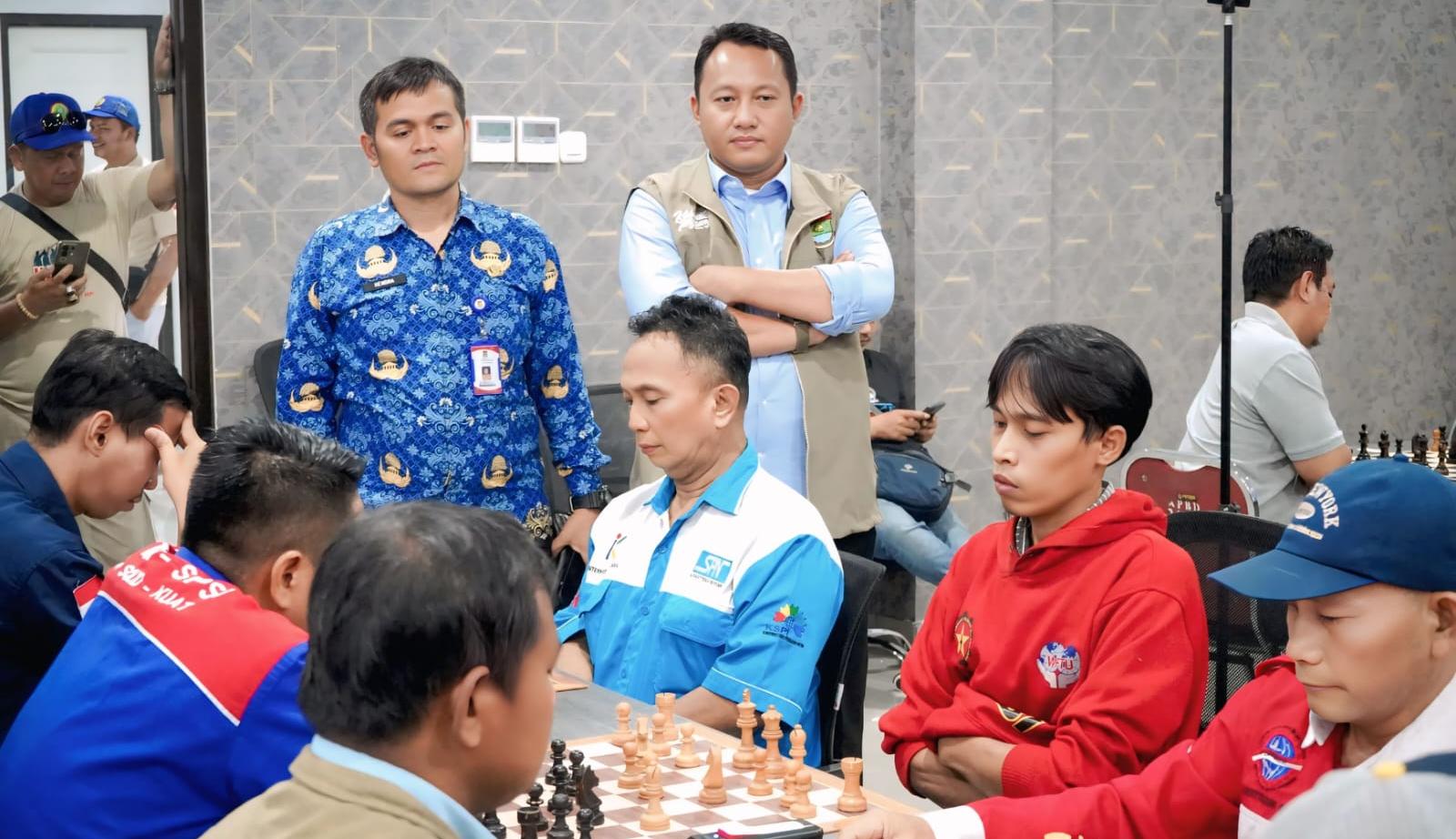 Catur di POB Tangerang 2026 jadi ajang adu kecerdasan pekerja. Pertandingan sengit hingga tie-break, tanpa satu pun peserta meraih poin sempurna.