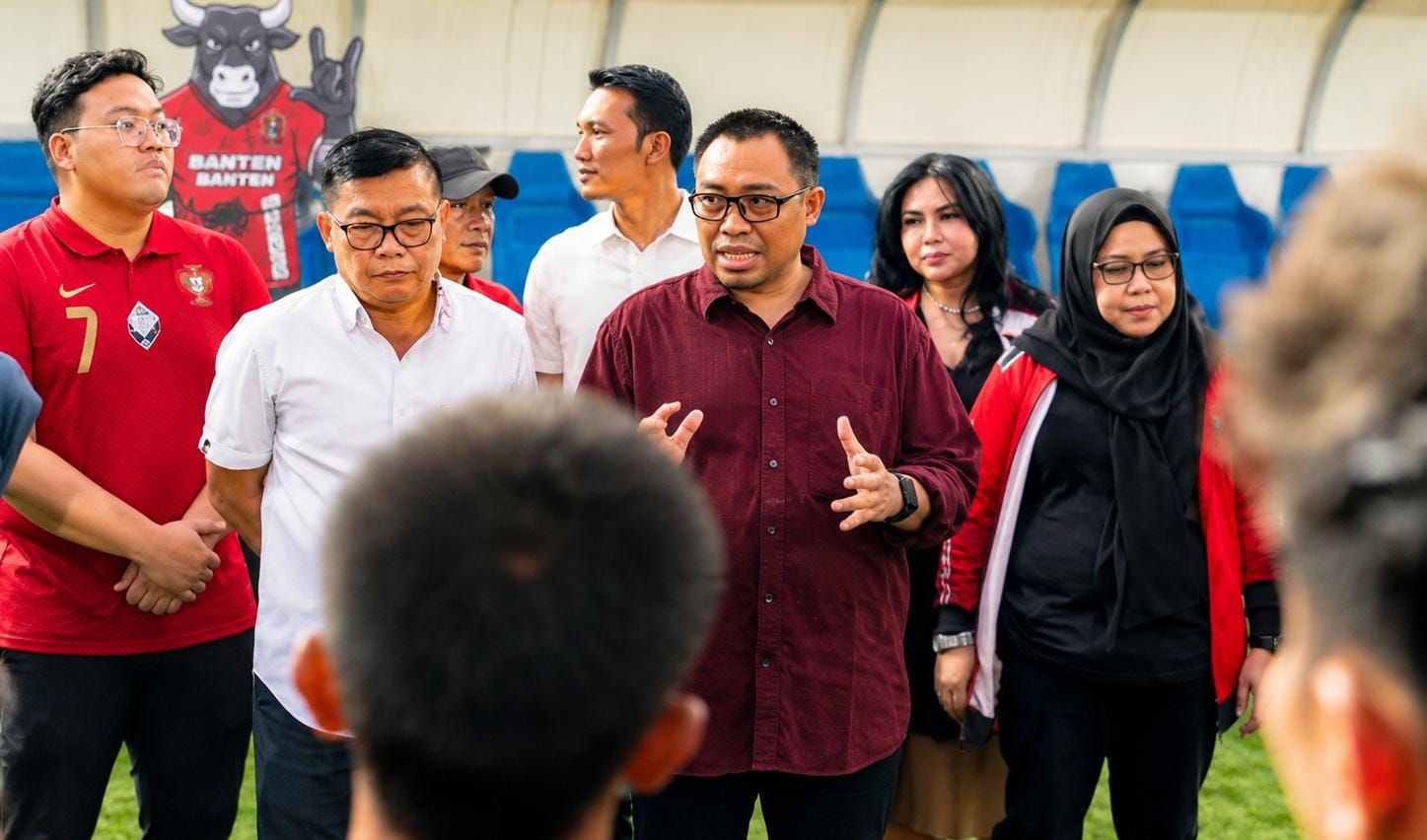 Banteng Banten U-17 menunjukkan tren positif usai menang dua uji coba. Wanto Sugito targetkan juara Soekarno Cup 2026.