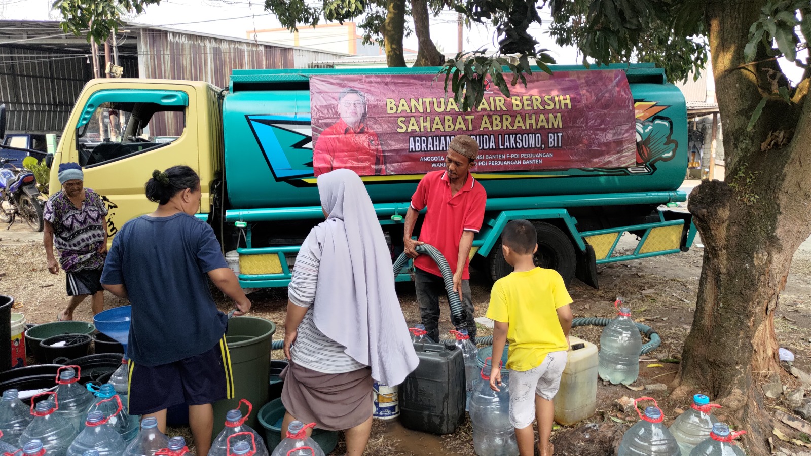 Abraham Garuda Laksono soroti bantuan air bersih untuk 205 KK di Curug Wetan dan kebebasan beribadah jemaat GKPI di Rajeg, Tangerang Banten